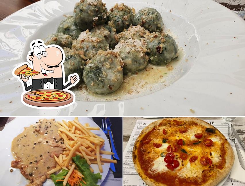 Scegli una pizza a Antica Corte