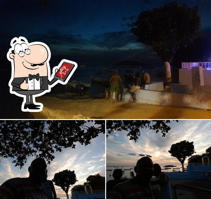 Veja imagens do exterior do Amigo's Bar