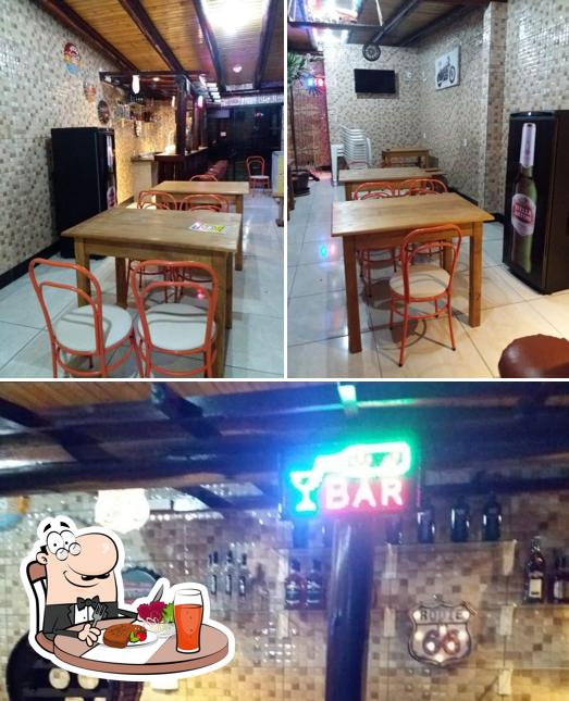 Esta é a ilustração ilustrando mesa de jantar e interior no Cantina Don Giuseppe Scariello