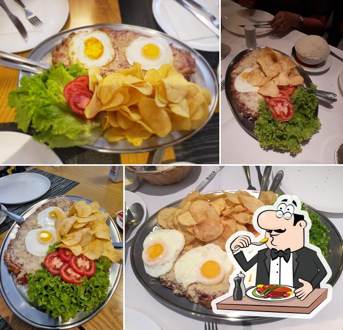 Comida em Restaurante Bife Esquisito