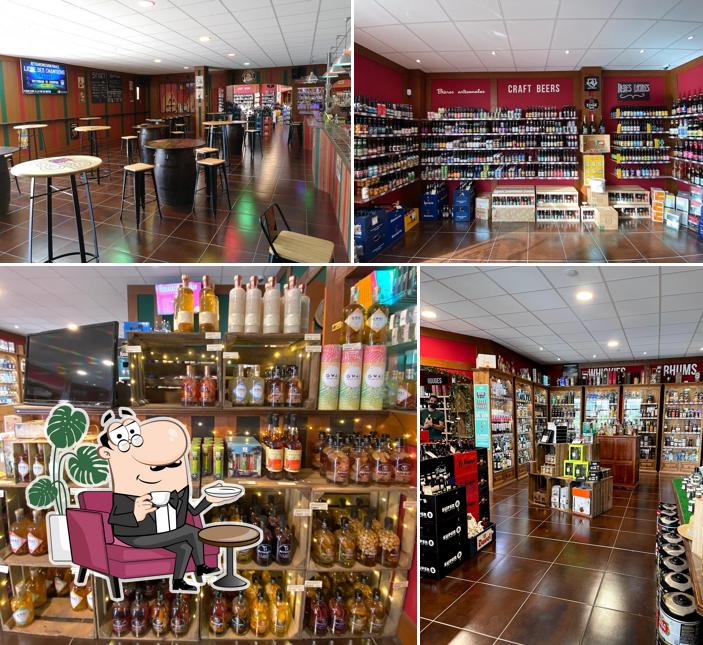 L'intérieur de V and B Balma Gramont