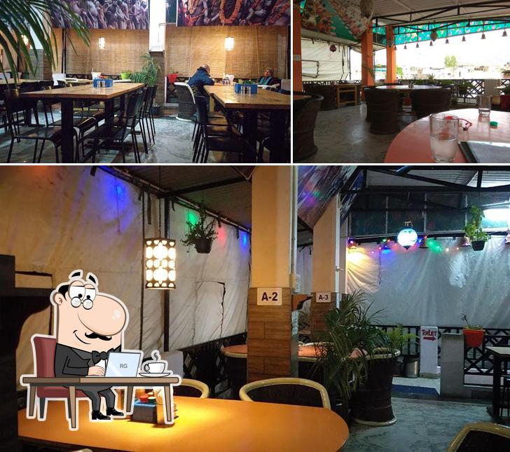 The interior of IL FORNAIO PIZZERIA