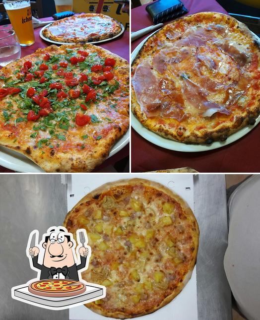 Prova una pizza a Pizzeria Attenti a Quei Due