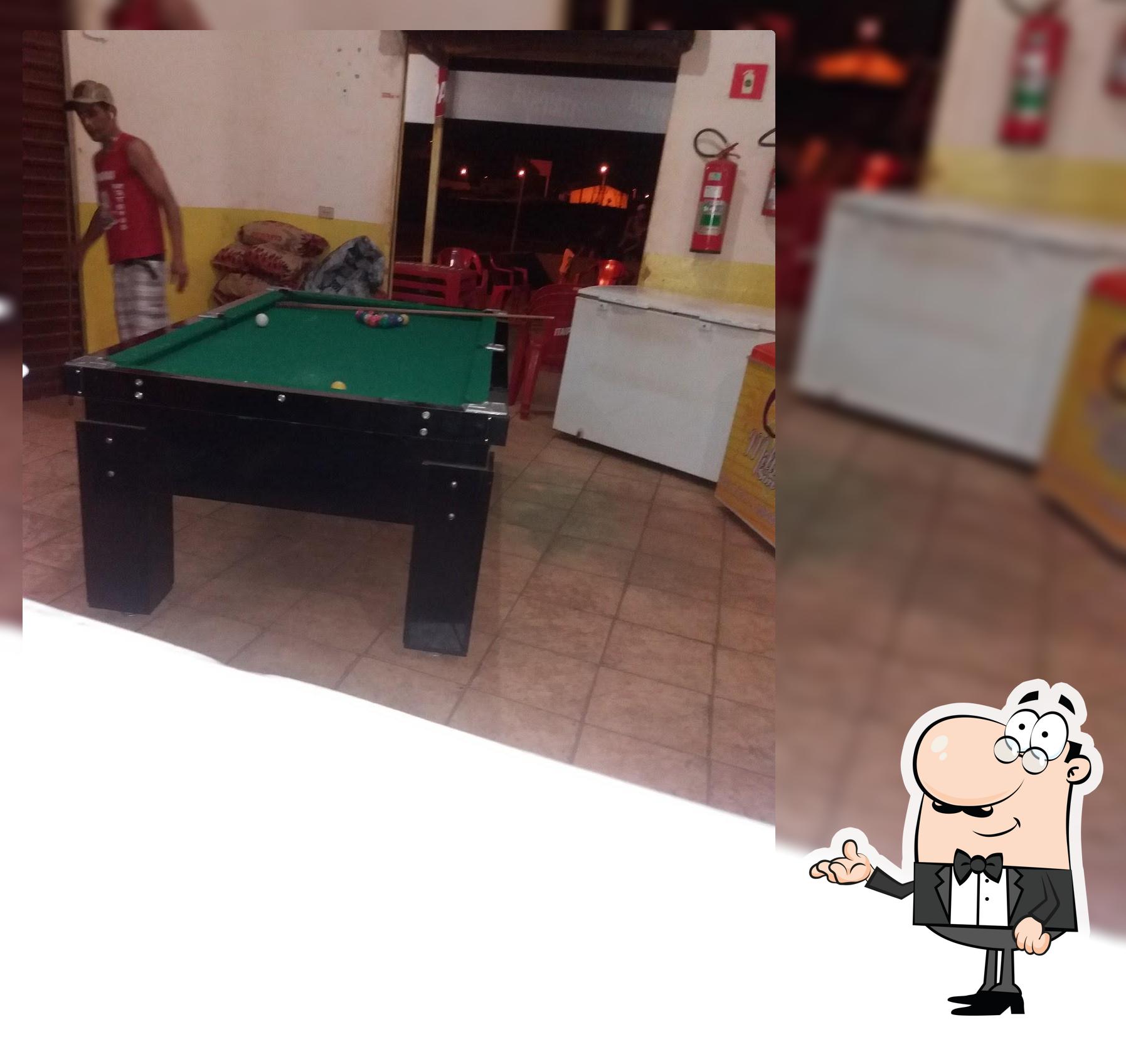 Veja imagens do interior do Bar do Tininho