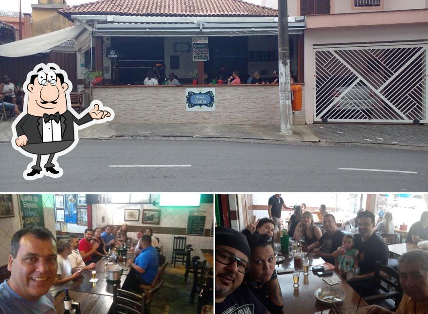 O interior do Praça Itália Bar e Restaurante