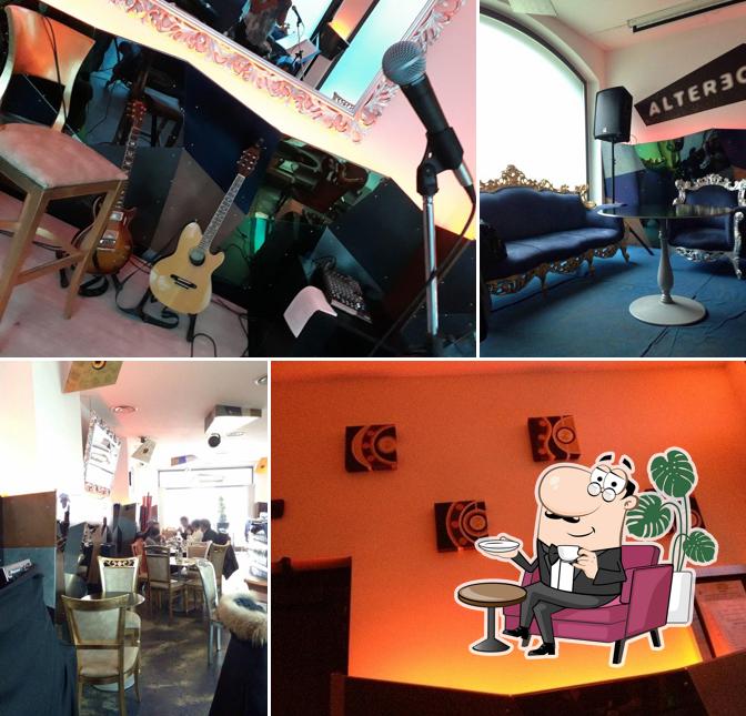 Dai un'occhiata agli interni di Alterego Cafè Lounge Bar