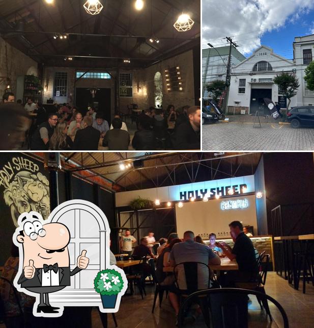 O exterior do Holy Sheep Craft Brewery