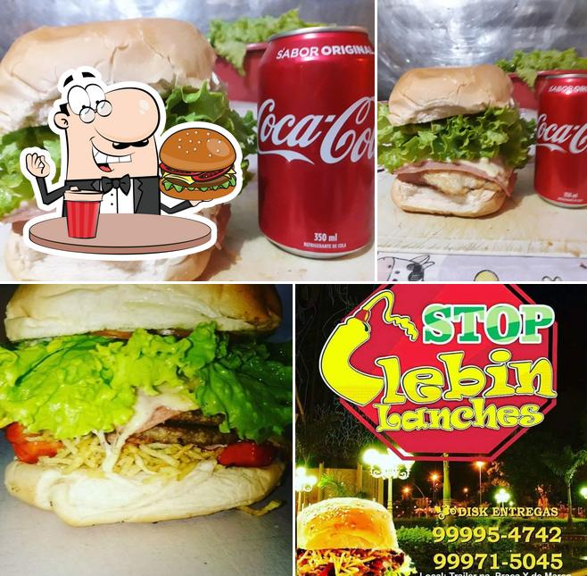 Experimente um hambúrguer no Clebim Lanches