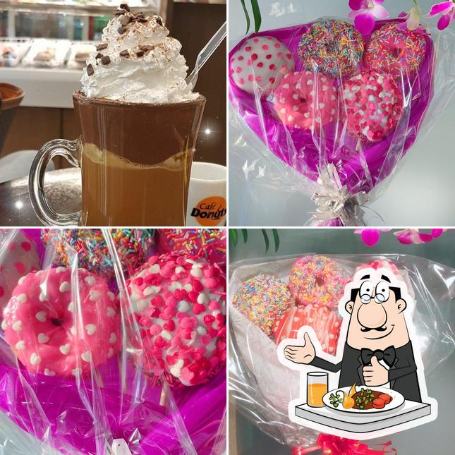 Comida em Café Donuts