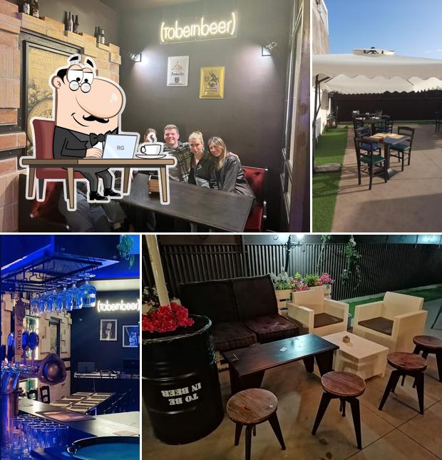 Siediti a un tavolo di 2b double beer