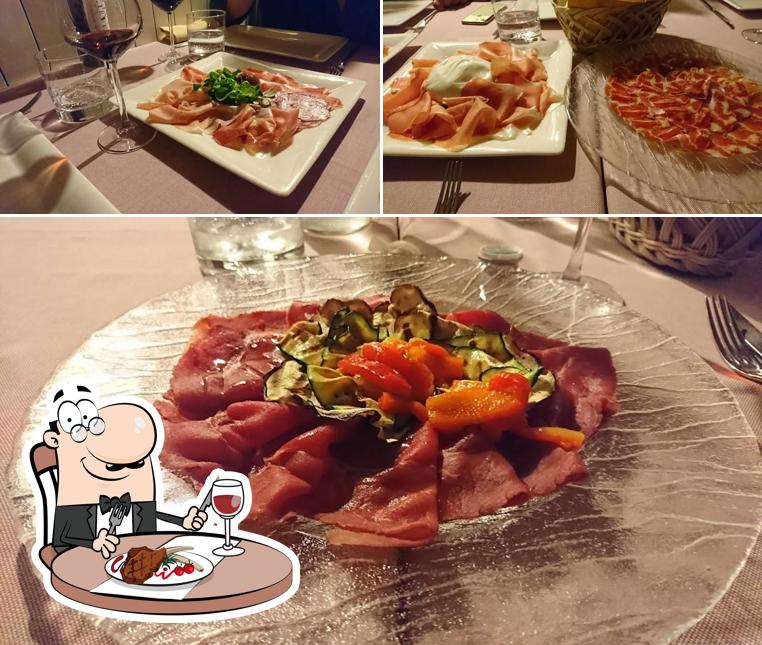 Osteria Robebuone offre pasti a base di carne