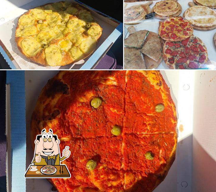 A L'ORO DEGLI DEI, puoi prenderti una bella pizza