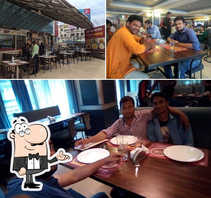 Check out how Zam Zam Bakery Paradise looks inside