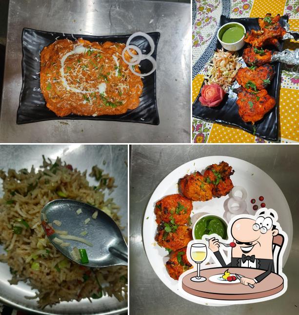 Food at HOTEL DELHI DARBAR AANAND YATRECHE STHAN !