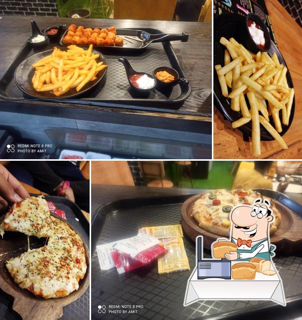 Garlic bread at CHAIYOLOGY ️CAFE & RESTAURANT