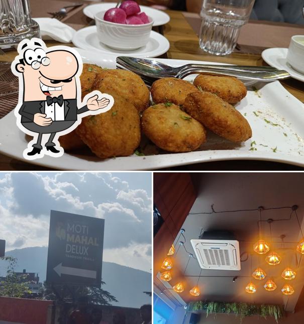 Here's a pic of Moti Mahal Delux