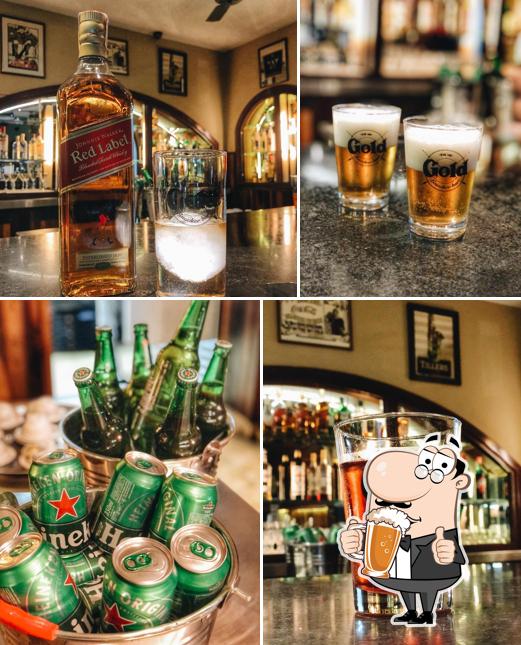 Gold Snooker Bar | Café