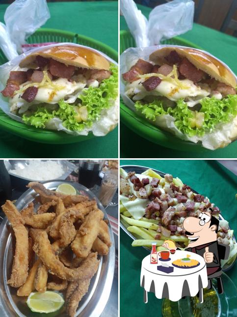 Peça um hambúrguer no Cervejaria do Teia