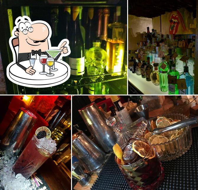 Est Est Est Art & Music Club