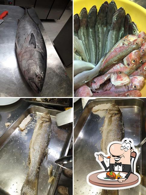 Ristorante Mercato 8 serve un'ampia varietà di piatti di pesce