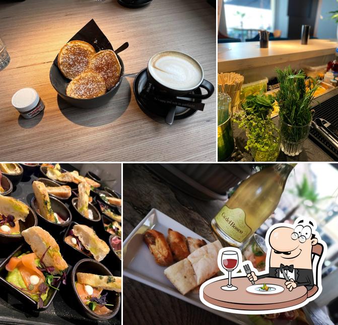 Absolut Lounge - Café Bar