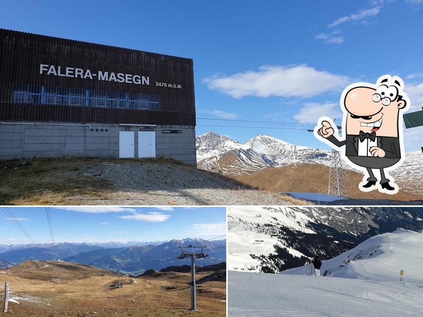 Goditi la vista dall'area esterna di Restaurant Das Elephant