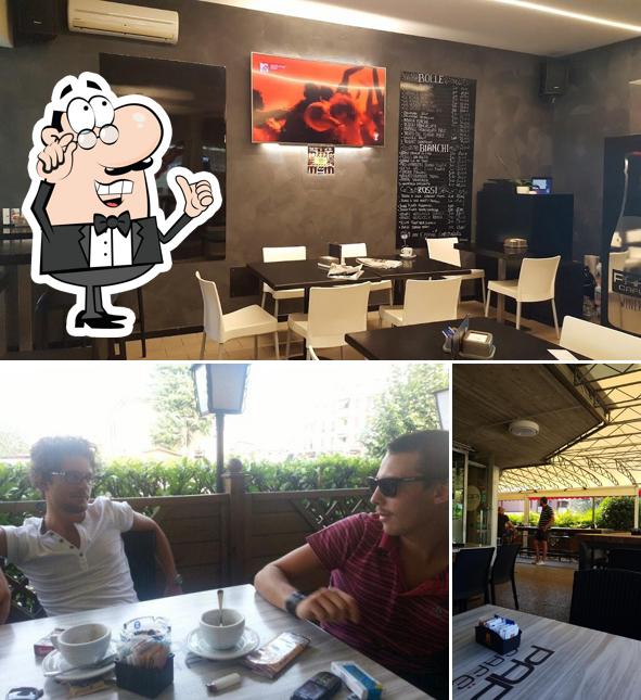 Gli interni di Papi Cafè