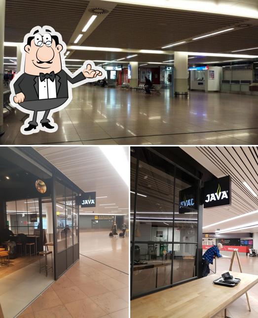 L'intérieur de Java Coffee Bar - Arrival Hall