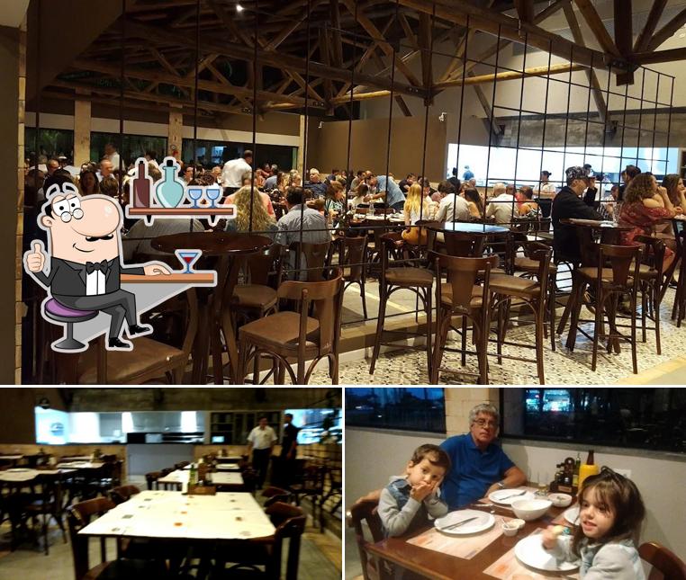 O interior do Meu Cantinho Churrascaria - SC401