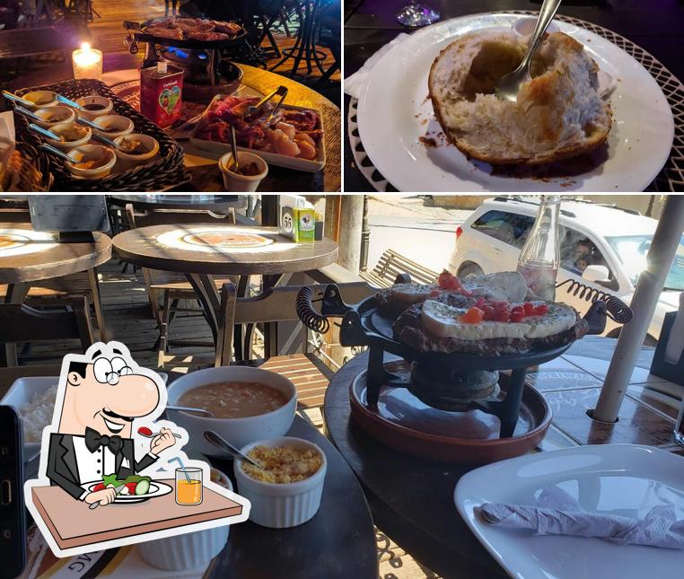 Comida em Café Pinhão