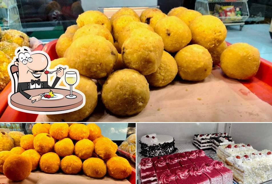 Meals at NILA EAST OTTAPALAM- BAKERY, DATES & NUTS, CAKE SHOP