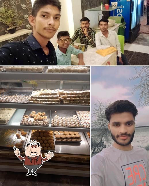 New Shivanshi Sweets & Namkeen