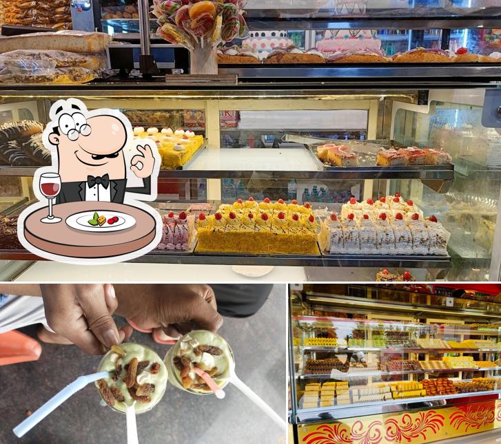 Mayura Bakery and Juice halaguru