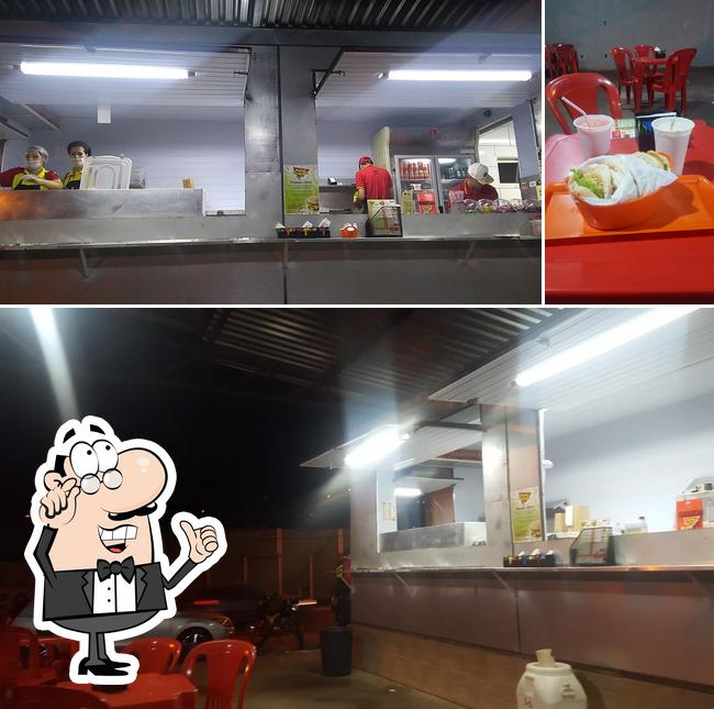 O interior do Trailler Ponto de Encontro