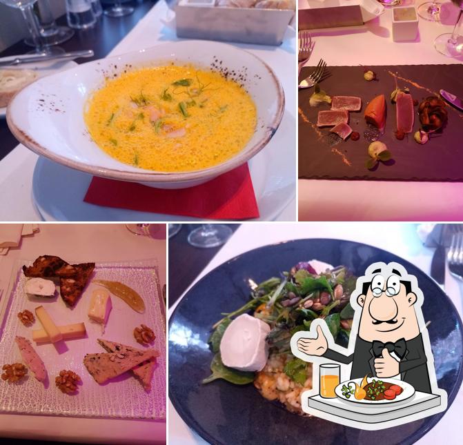 Plats à Restaurant Romer