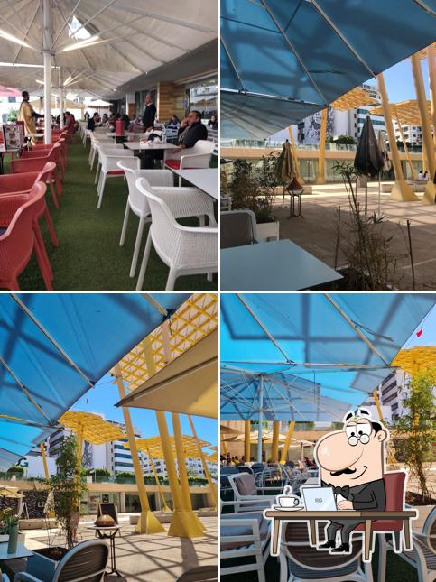 L'intérieur de La Rive Restaurant Café Glacier