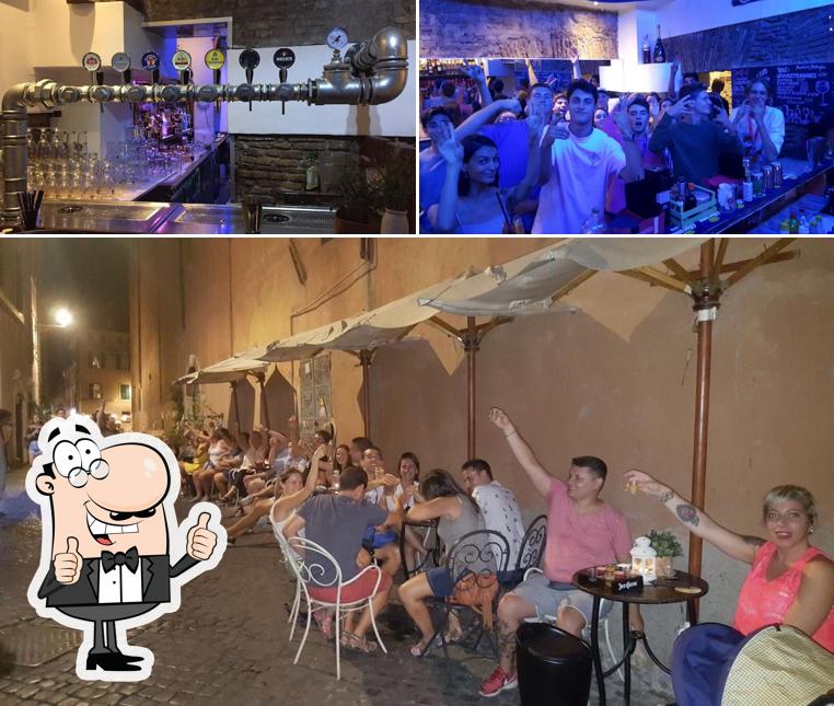 Voici une photo de On The Rox