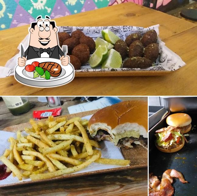 Prove pratos de carne no Revolution Burguer & Chopp - Jundiaí