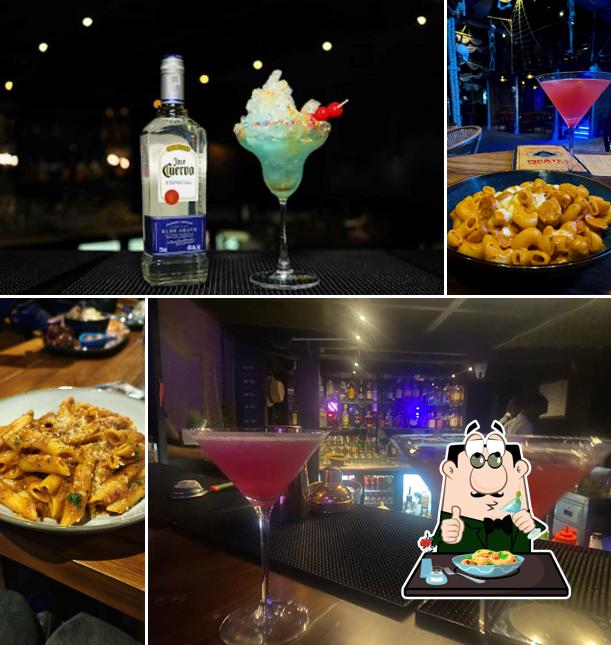 Pirates Bar & Kitchen