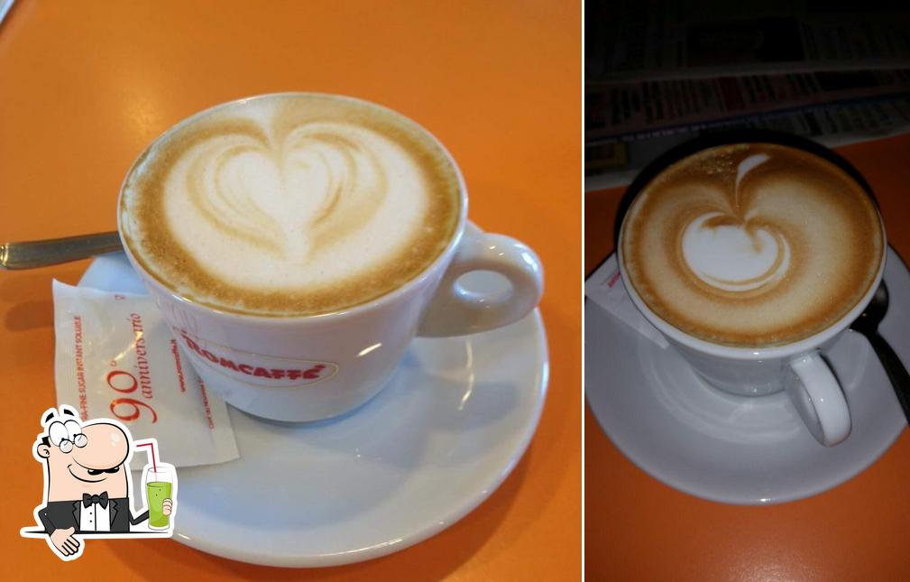 Goditi qualcosa da bere a Bar Galileo