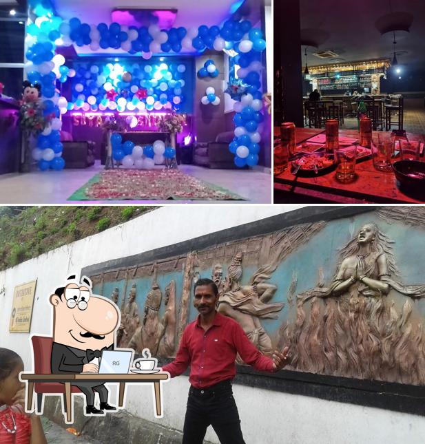 The interior of INDIAN ZAYKA RESTAURANT