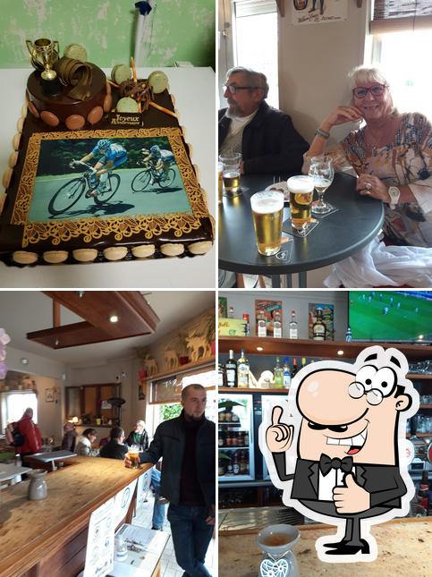 Voici une image de Taverne le Rond Point