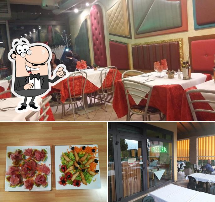 La interni e pizza del ristorante