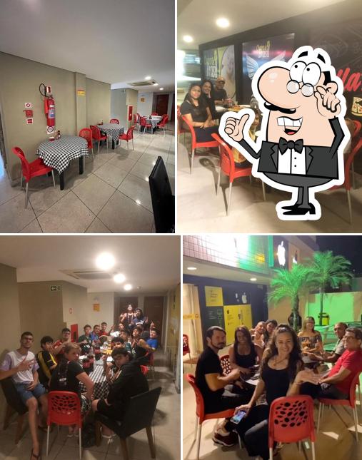 O interior do Raffa's Pizzaria