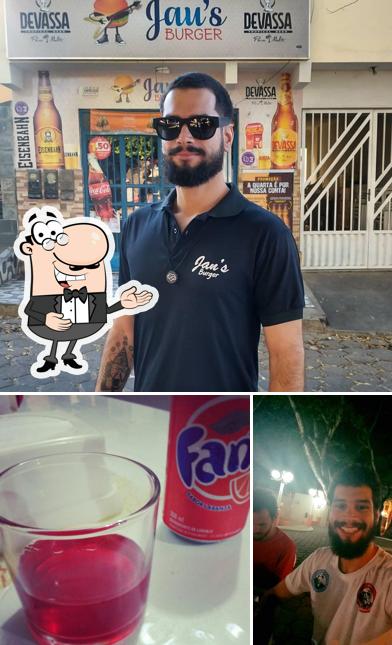 See this photo of Jans Burger