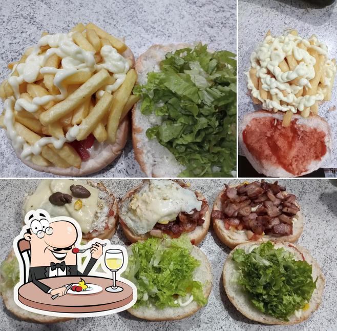Mônica Lanches