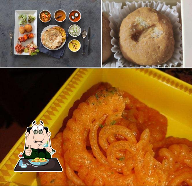 Macaroni and cheese at Anand Sweets - Kanakapura