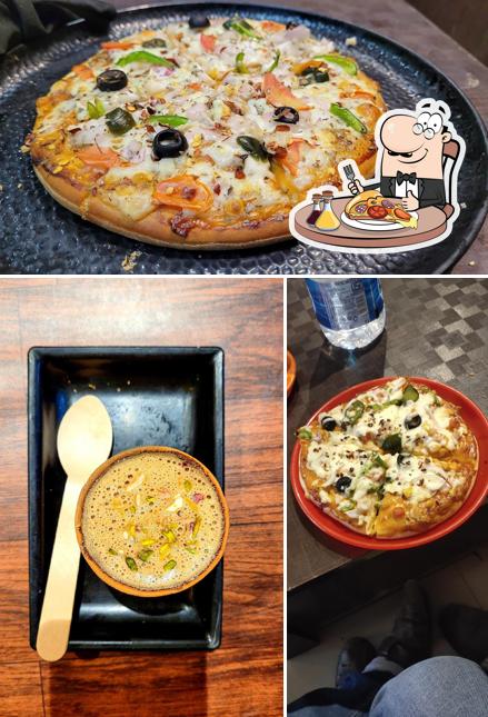 Try out pizza at The chai bar