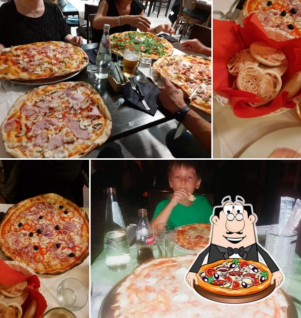 Prenditi una pizza a Pizzeria Ciro