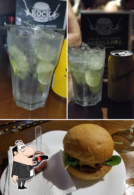 Entre diferentes coisas, bebida e cidadãos podem ser encontrados no Rock Meats Presidente Epitácio